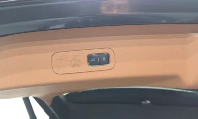 Lincoln Aviator 2022, 16751 км, за 37547.59 USD - фото 34