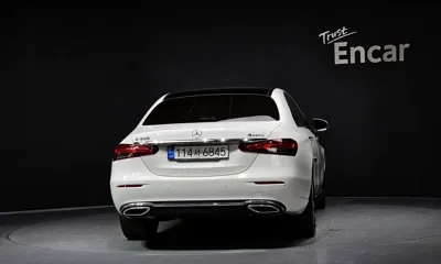 Mercedes-Benz E-Class 2022, 16732 км, за 36652.64 USD