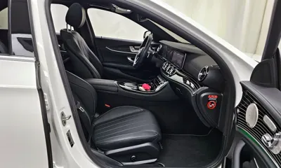 Mercedes-Benz E-Class 2022, 16732 км, за 36652.64 USD - фото 11