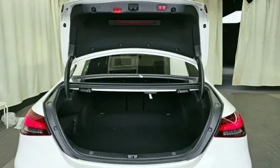 Mercedes-Benz E-Class 2022, 16732 км, за 36652.64 USD - фото 20