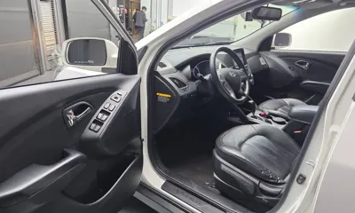 Hyundai Tucson 2013, 112887 км, за 3875.46 USD - фото 10