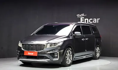 Kia Canival · 2019 год