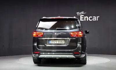 Kia Canival 2019, 267359 км, за 6556.29 USD