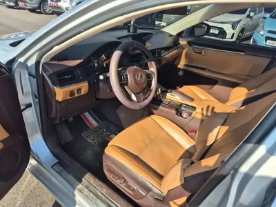 Lexus ES 2017, 282390 км, за 10093.11 USD - фото 7