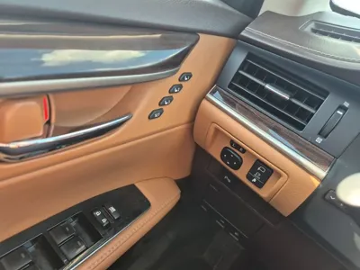 Lexus ES 2017, 282390 км, за 10093.11 USD - фото 8