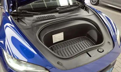 Tesla Model 3 2024, 32697 км, за 27647.7 USD - фото 6