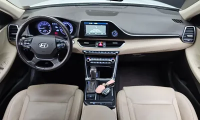 Hyundai Grandeur 2019, 93324 км, за 8796.11 USD - фото 7