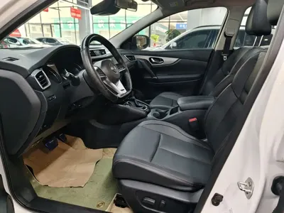 Nissan Qashqai 2022, 57000 км, за 11153.4 USD