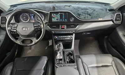 Hyundai Grandeur 2019, 35589 км, за 10706.77 USD - фото 7