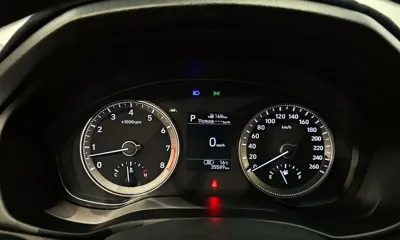 Hyundai Grandeur 2019, 35589 км, за 10706.77 USD - фото 8