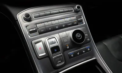 Hyundai Santafe 2021, 89584 км, за 15960.92 USD - фото 9