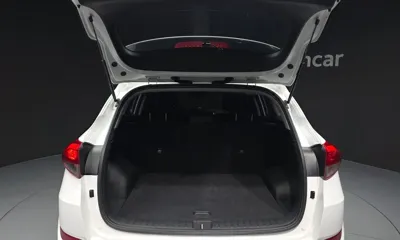 Hyundai Tucson 2016, 168382 км, за 6742.47 USD - фото 20