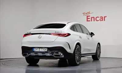 Mercedes-Benz GLC-Class 2025, 10287 км, за 60552.17 USD