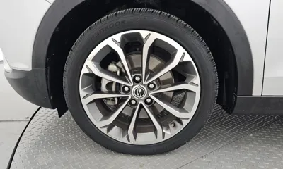 KG_Mobility_Ssangyong TIBOLI 2017, 30189 км, за 5863.2 USD