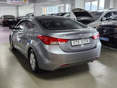 Hyundai Avante 2011, 140000 км, за 1693.04 USD