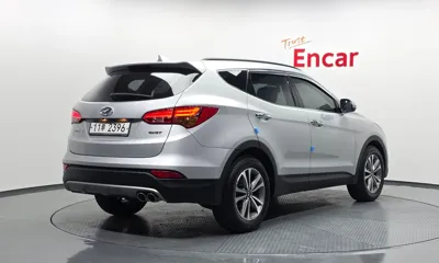 Hyundai Santafe 2015, 185669 км, за 4688.41 USD