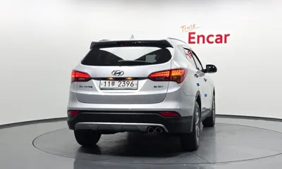 Hyundai Santafe 2015, 185669 км, за 4688.41 USD