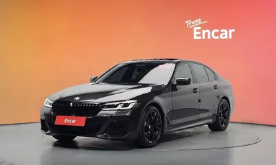 BMW 5-Series · 2022 год