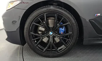 BMW 5-Series 2022, 45050 км, за 28358.03 USD