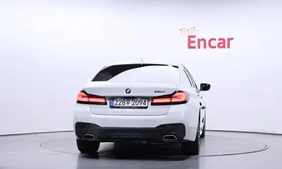 BMW 5-Series 2022, 76800 км, за 22465.32 USD