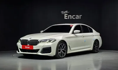 BMW 5-Series · 2023 год