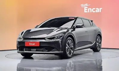 Kia EV6 · 2023 год