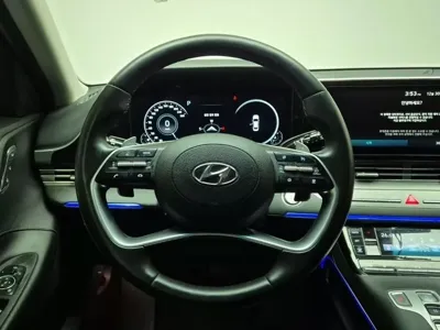 Hyundai Grandeur 2020, 69559 км, за 11826.89 USD - фото 9