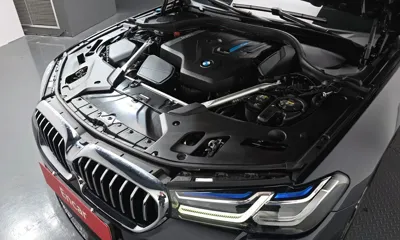 BMW 5-Series 2022, 45939 км, за 27916.44 USD - фото 6