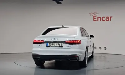 Audi A4 2021, 51564 км, за 17841.1 USD