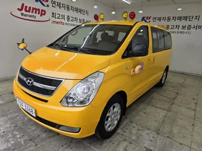 Hyundai Starex 2015, 61969 км, за 5842.2 USD
