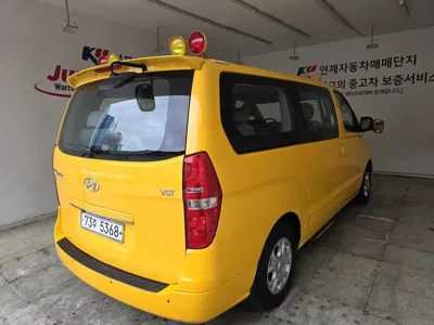Hyundai Starex 2015, 61969 км, за 5842.2 USD - фото 6