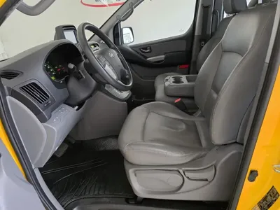Hyundai Starex 2015, 61969 км, за 5842.2 USD - фото 11