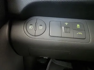 Hyundai Starex 2015, 61969 км, за 5842.2 USD - фото 14