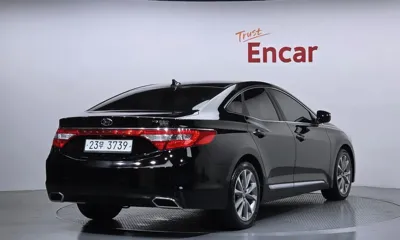 Hyundai Grandeur 2015, 165333 км, за 4260.21 USD