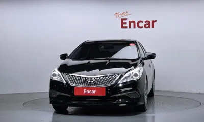Hyundai Grandeur 2015, 165333 км, за 4260.21 USD