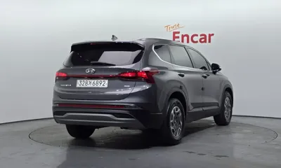 Hyundai Santafe 2022, 97264 км, за 17099.44 USD