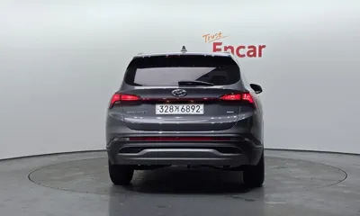 Hyundai Santafe 2022, 97264 км, за 17099.44 USD