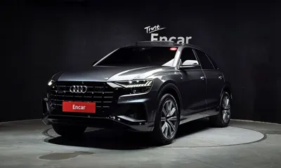 Audi Q8 · 2021 год
