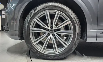 Audi Q8 2021, 38776 км, за 41628.69 USD