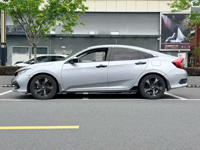Honda Civic 2019, 46000 км, за 9122.84 USD