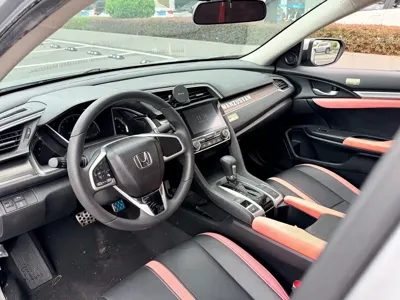 Honda Civic 2019, 46000 км, за 9122.84 USD - фото 7