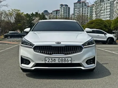Kia K7 2016, 185468 км, за 5081.44 USD