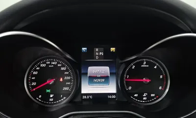 Mercedes-Benz C-Class 2016, 143939 км, за 8273.62 USD - фото 8