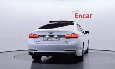 Hyundai Genesis 2015, 117657 км, за 7100.98 USD