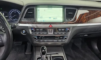 Hyundai Genesis 2015, 117657 км, за 7100.98 USD - фото 13