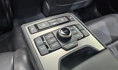 Hyundai Genesis 2015, 117657 км, за 7100.98 USD - фото 18