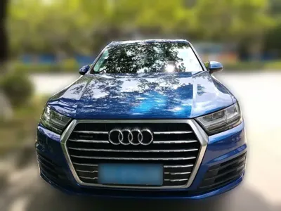 Audi Q7 2017, 108800 км, за 18565.16 USD