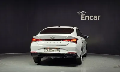 Hyundai Avante 2021, 93948 км, за 8599.19 USD