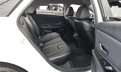 Hyundai Avante 2021, 93948 км, за 8522 USD - фото 12