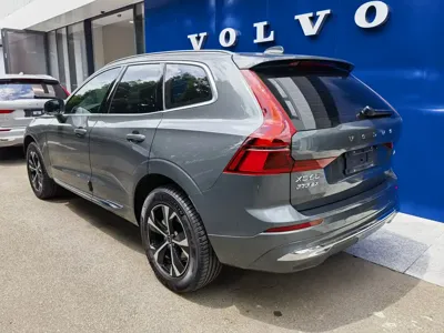 Volvo XC60 2025, 11000 км, за 28006.18 USD